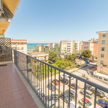 Casa Rosaria Apartment Чефалу Екстериор снимка