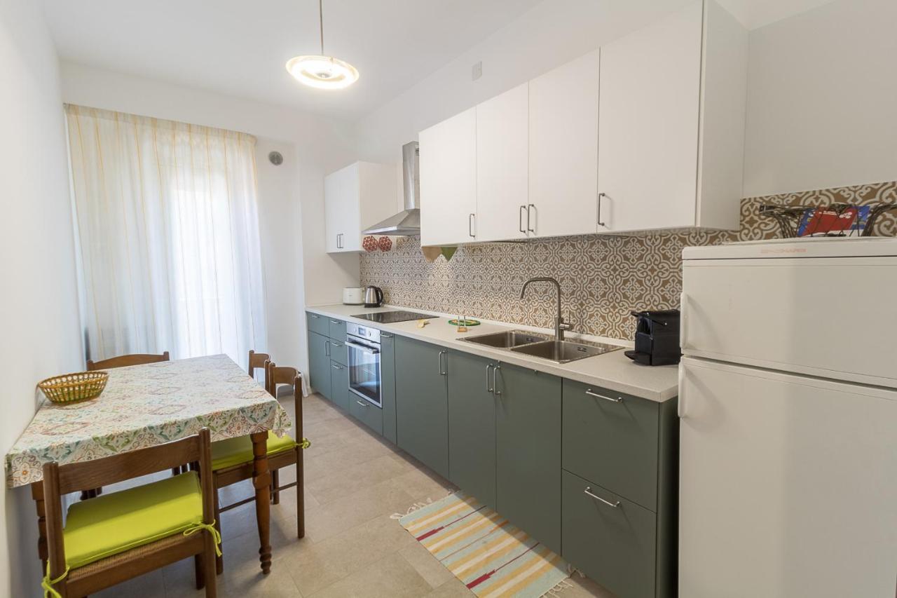 Casa Rosaria Apartment Чефалу Екстериор снимка